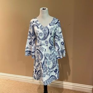 Beautiful blue & white long sleeve v-neck dress